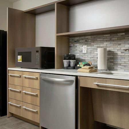 Home2 Suites By Hilton Едисън Екстериор снимка