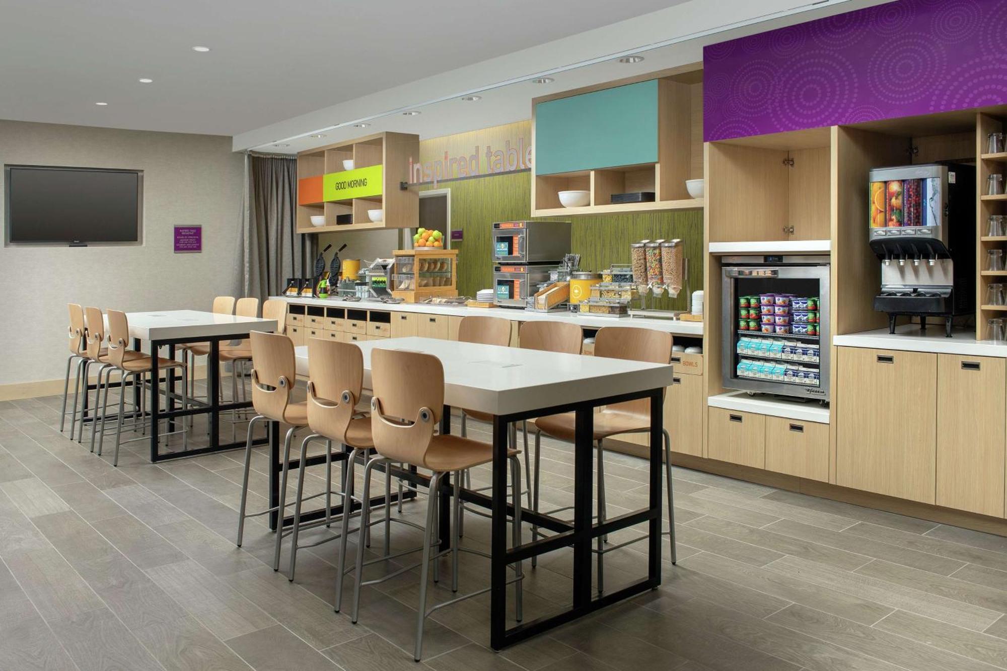 Home2 Suites By Hilton Едисън Екстериор снимка