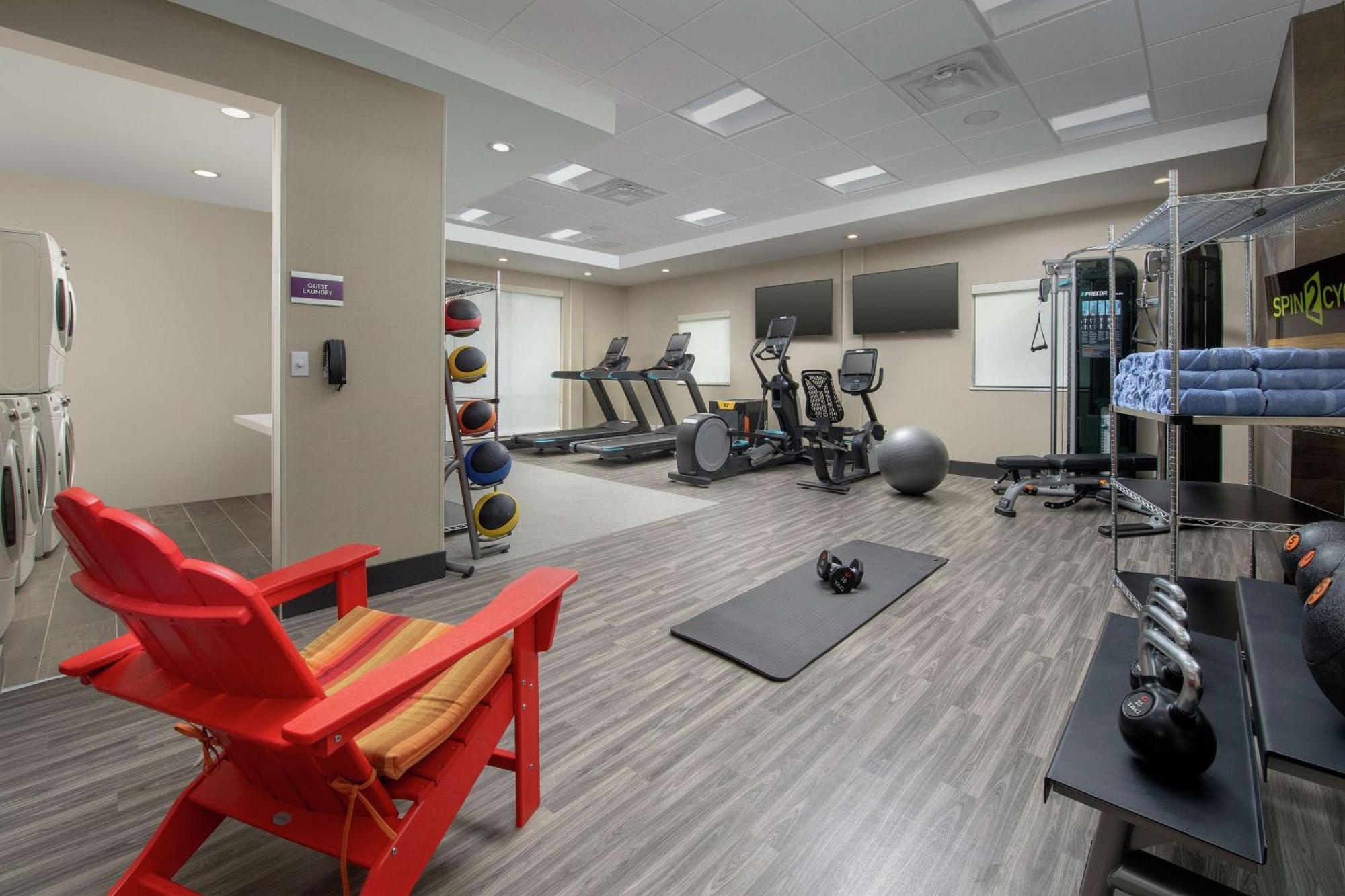 Home2 Suites By Hilton Едисън Екстериор снимка