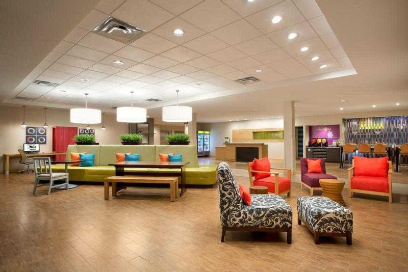 Home2 Suites By Hilton Едисън Екстериор снимка